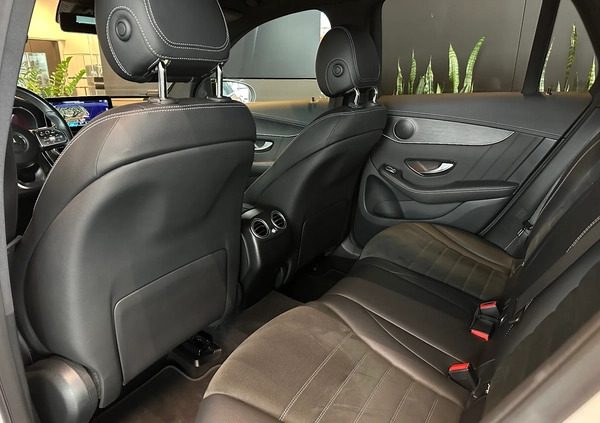 Mercedes-Benz GLC cena 199900 przebieg: 33071, rok produkcji 2020 z Barlinek małe 326